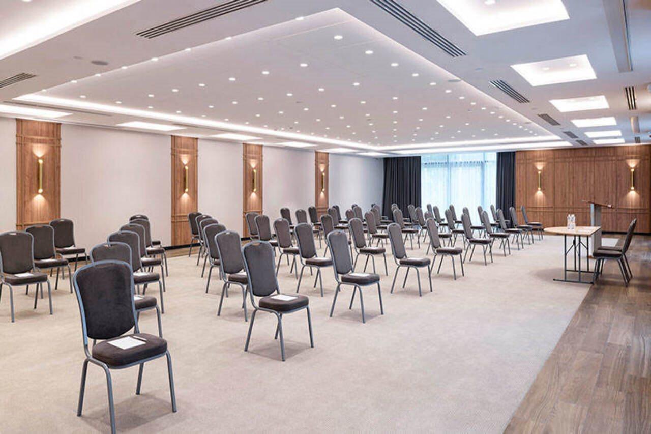 Premier Hotel Odessa Buitenkant foto Meeting room