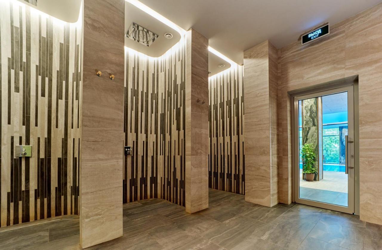 Premier Hotel Odessa Buitenkant foto The interior of the hotel