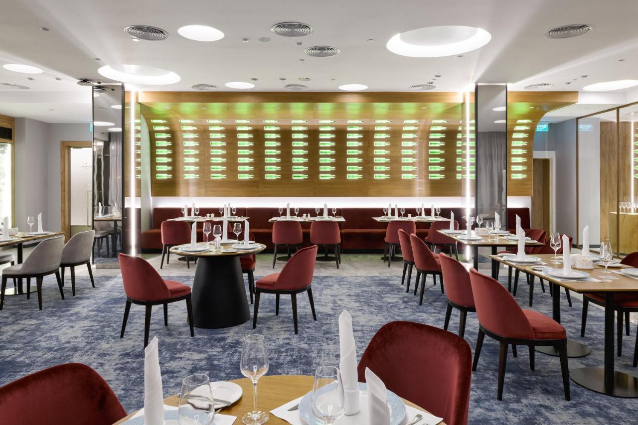 Premier Hotel Odessa Buitenkant foto The restaurant