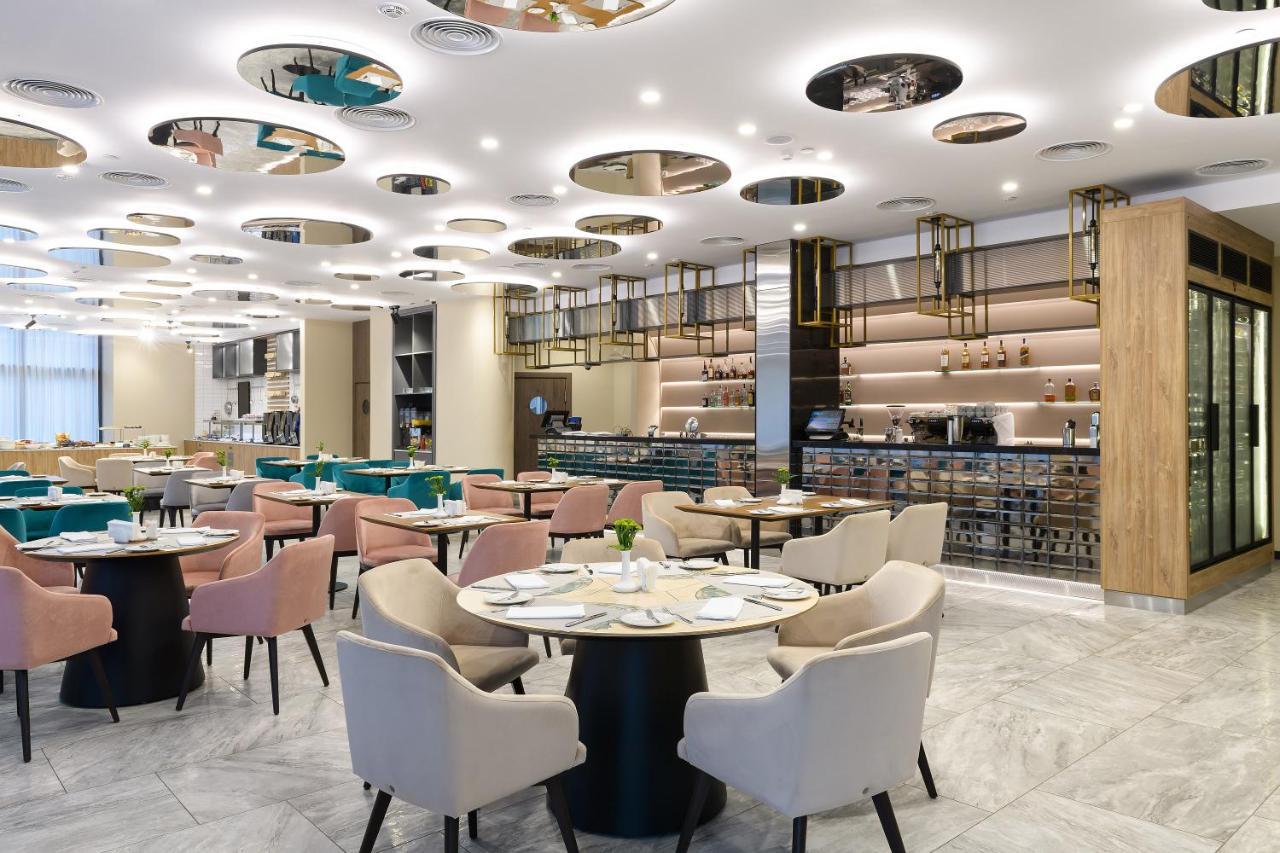 Premier Hotel Odessa Buitenkant foto The restaurant